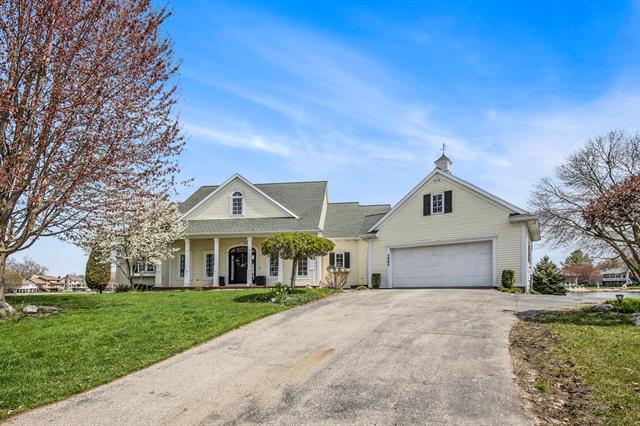 front view picture of 3883 Shorewood Court, Grandville, MI. 49418