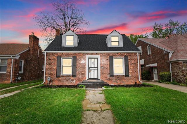 front view picture of 8897 Hartwell Street, Detroit, MI. 48228