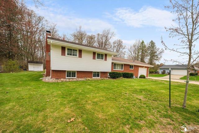 front view picture of 8513 Keitha Drive, Lambertville, MI. 48144