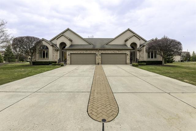front view picture of 52817 Hunters Pte Court, Macomb, MI. 48042