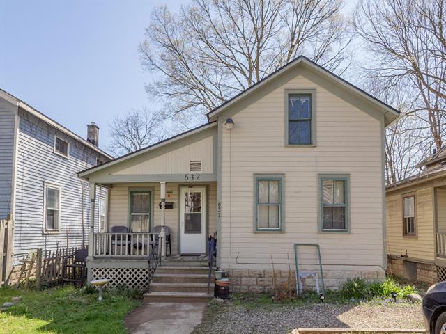 front view picture of 637 Davis Street, Kalamazoo, MI. 49007