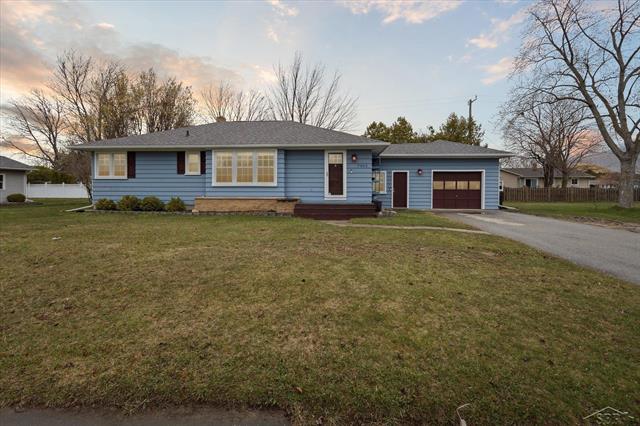 front view picture of 7052 Clabuesch Street, Pigeon, MI. 48755