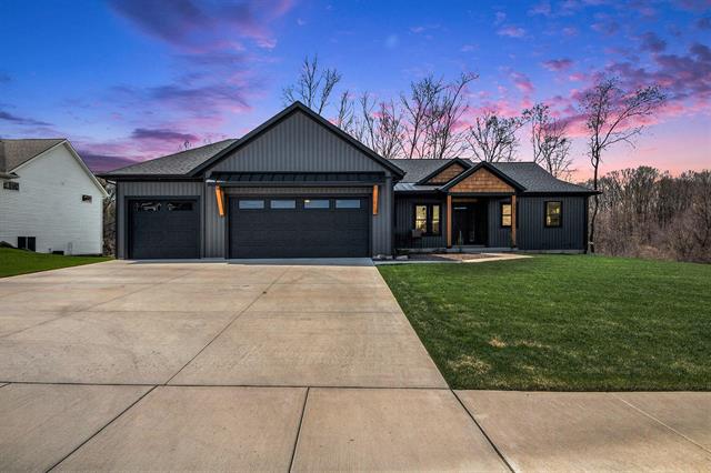 front view picture of 231 Tallman Ridge Court Sw, Grand Rapids, MI. 49534