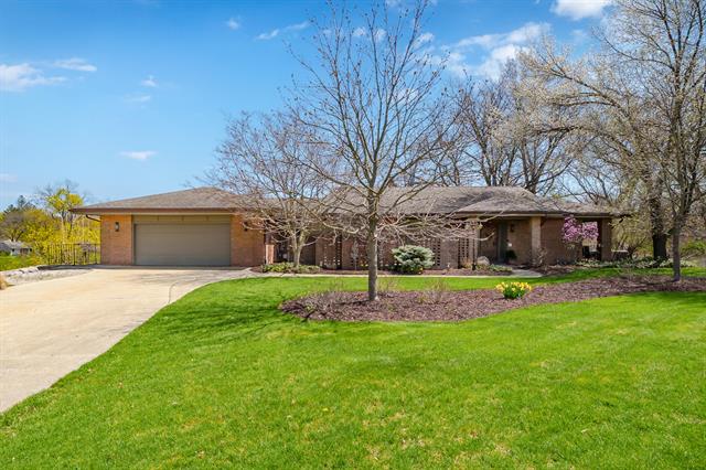 front view picture of 4344 Roxbury Lane, Kalamazoo, MI. 49008