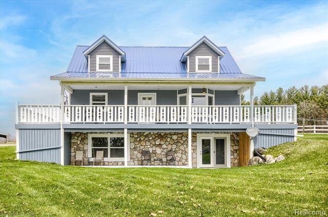 front view picture of 10175 Sheridan Road, Millington, MI. 48746