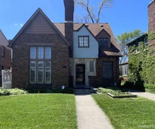 front view picture of 9357 Piedmont Street, Detroit, MI. 48228