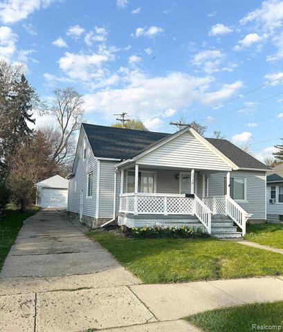 front view picture of 2328 Bagley Street, Flint, MI. 48504