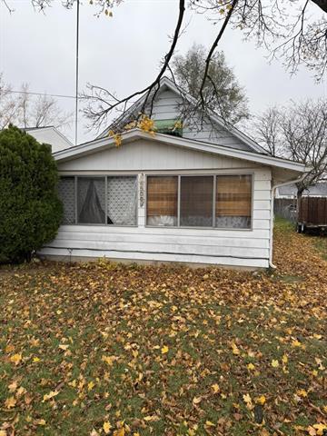 front view picture of 4509 Wilkshire Avenue Sw, Grand Rapids, MI. 49548
