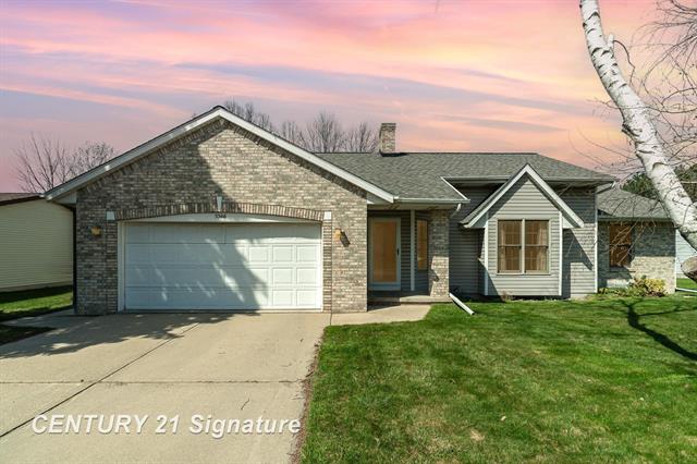 front view picture of 5566 Weiss Street, Saginaw, MI. 48603
