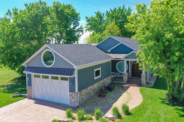 front view picture of 21373 Sail Bay Drive, Cassopolis, MI. 49031
