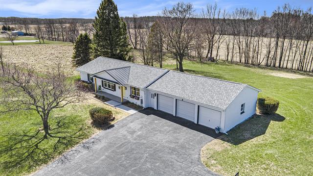 front view picture of 13280 Banfield Road, Battle Creek, MI. 49017