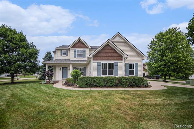 front view picture of 1171 Riverside St, Milford, MI. 48381