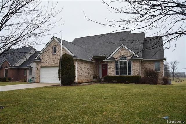 front view picture of 8598 Golf Lane Dr, Commerce Township, MI. 48382