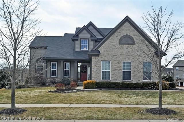 front view picture of 8567 Hummingbird Dr, Commerce Township, MI. 48382