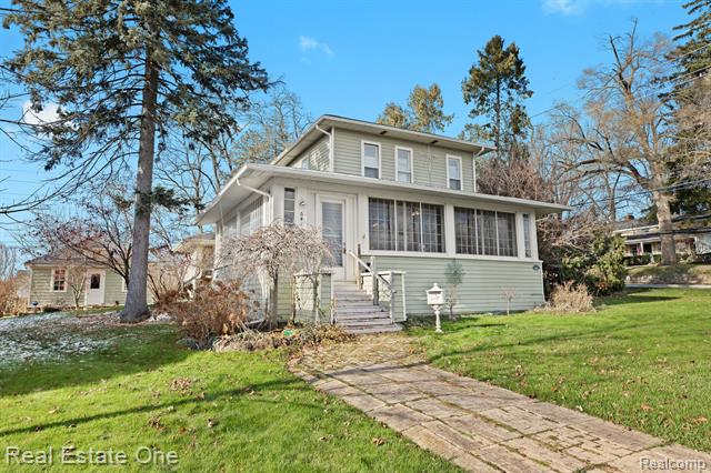 front view picture of 641 Union St, Milford, MI. 48381