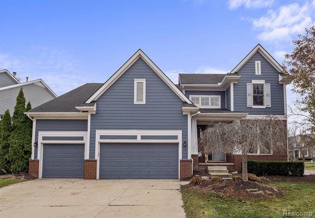 front view picture of 6135 Strawberry Cir, Commerce Township, MI. 48382