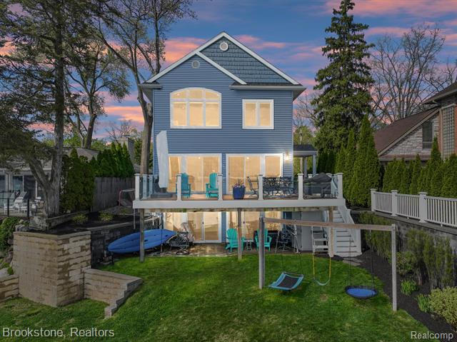front view picture of 7503 Locklin, West Bloomfield, MI. 48324