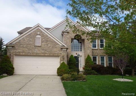 front view picture of 2128 Timberridge Ct, West Bloomfield, MI. 48324