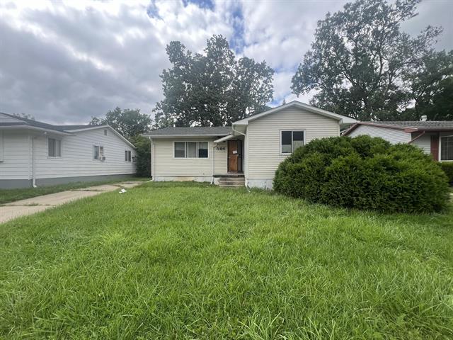 front view picture of 564 Highland Ave, Pontiac, MI. 48341
