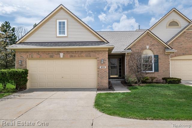 front view picture of 8113 Sutton Ct, White Lake, MI. 48386
