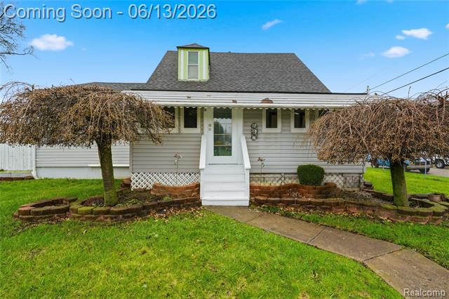 front view picture of 640 Martin Luther King Jr Blvd S, Pontiac, MI. 48341