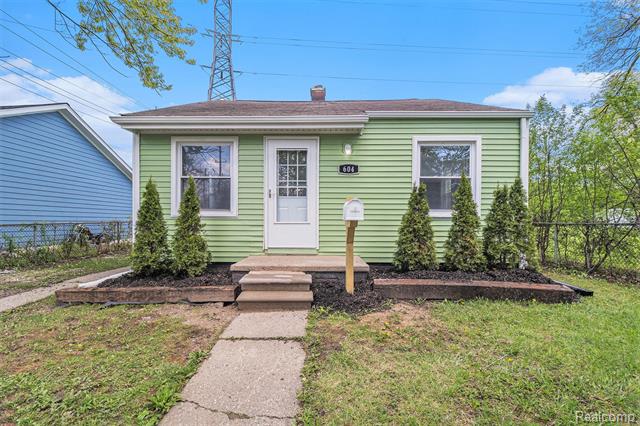 front view picture of 604 Montana Ave, Pontiac, MI. 48341