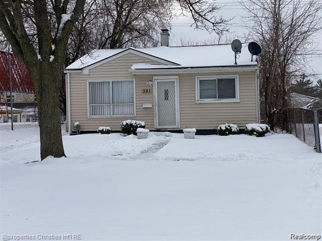 front view picture of 381 South Blvd W, Pontiac, MI. 48341