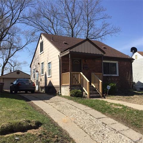 front view picture of 1105 Dover Rd, Pontiac, MI. 48341