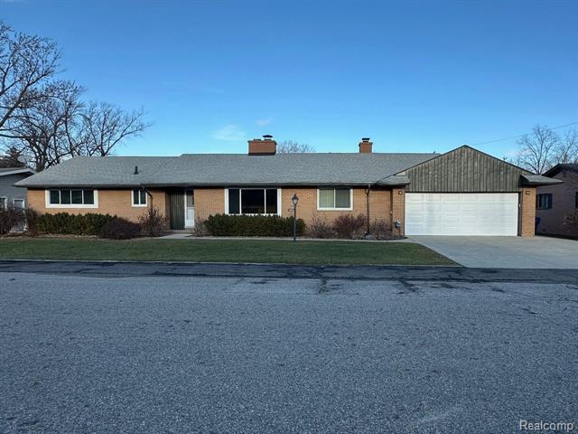 front view picture of 1293 Brambles Dr, Waterford, MI. 48328