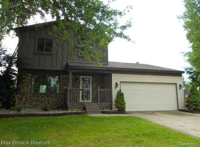 front view picture of 1253 Bamford Dr, Waterford, MI. 48328