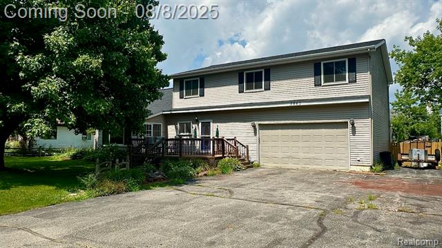 front view picture of 3860 Lawley Ave, Waterford, MI. 48328