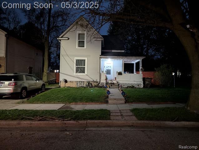 front view picture of 162 Perkins St, Pontiac, MI. 48342