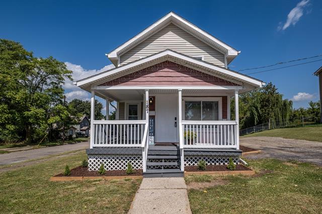 front view picture of 187 Wall St, Pontiac, MI. 48342