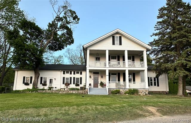 front view picture of 549 Grixdale Ln, Waterford, MI. 48328