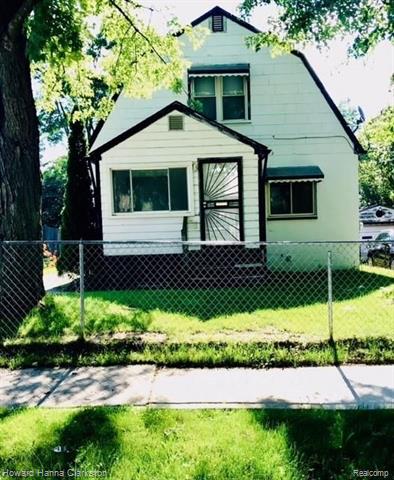 front view picture of 465 S Marshall St, Pontiac, MI. 48342