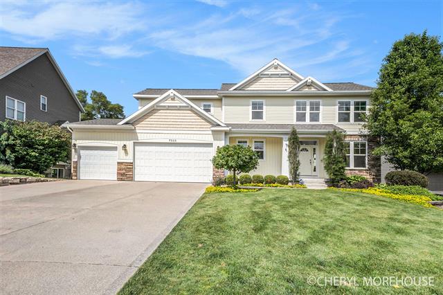 front view picture of 7511 Emerald Woods Se, Byron Center, MI. 49315