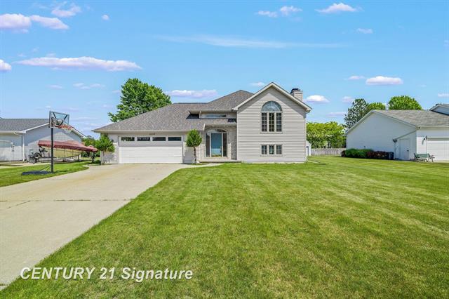 front view picture of 2364 Milford Drive, Saginaw, MI. 48603