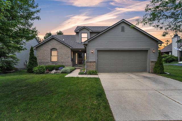 front view picture of 435 Sumark Way, Ann Arbor, MI. 48103