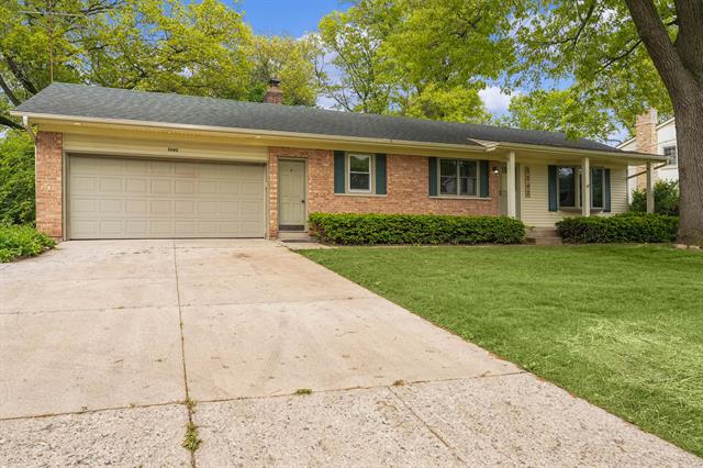 front view picture of 5042 Brookgate Drive Nw, Comstock Park, MI. 49321