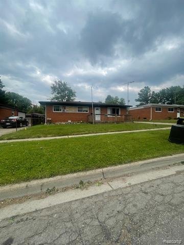 front view picture of 8415 Cappy Lane, Swartz Creek, MI. 48473