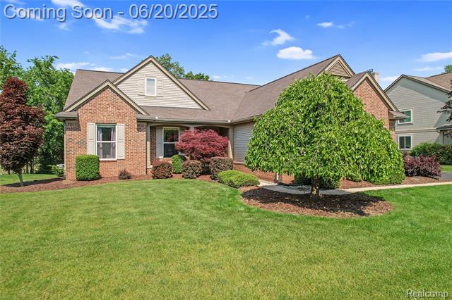 front view picture of 1267 Chemung Forest Drive, Howell, MI. 48843