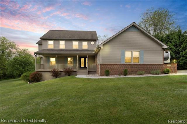 front view picture of 6503 Mountview, Brighton, MI. 48116