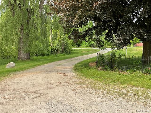 front view picture of 3615 N Mill Road, Dryden, MI. 48428