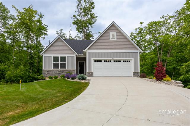 front view picture of 6853 Loggers Ridge Run Se, Caledonia, MI. 49316
