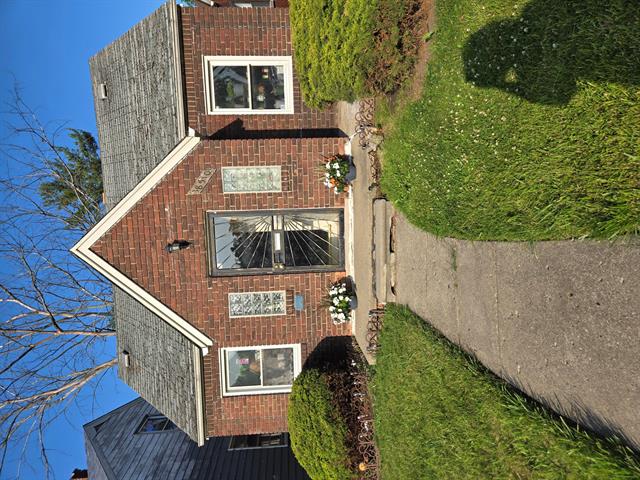 front view picture of 18510 Alcoy Avenue, Detroit, MI. 48205