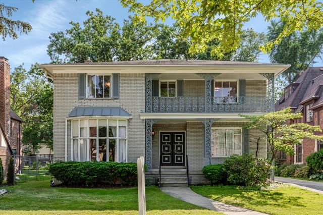 front view picture of 19537 Shrewsbury Road, Detroit, MI. 48221