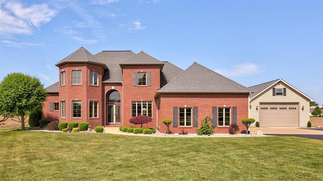 front view picture of 5859 N Center Road, Saginaw, MI. 48604