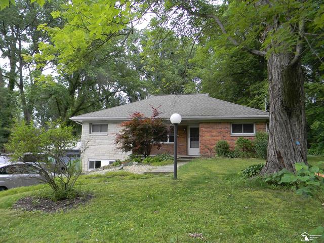 front view picture of 6864 Hazeldell Drive, Temperance, MI. 48182