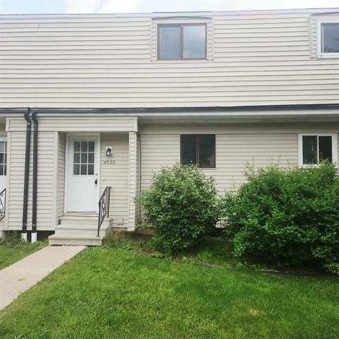 front view picture of 4536 Westbrook Drive, Jackson, MI. 49201