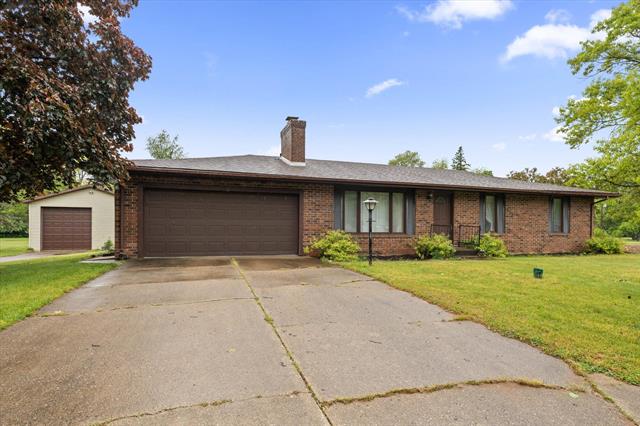 front view picture of 70594 Dennis Drive, Niles, MI. 49120